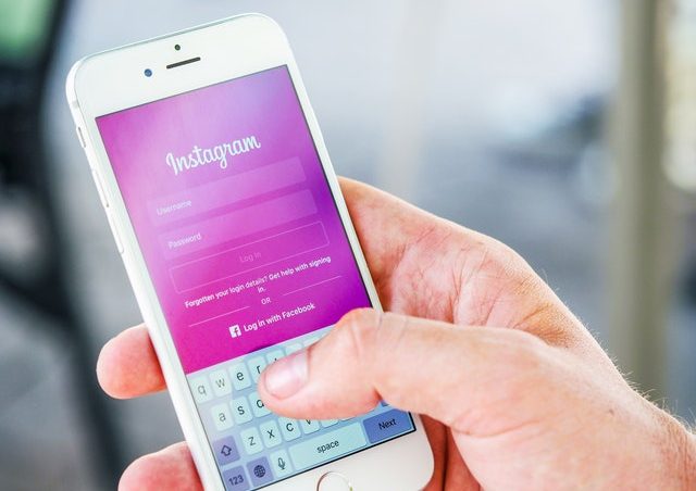 How to use instagram verification checker
